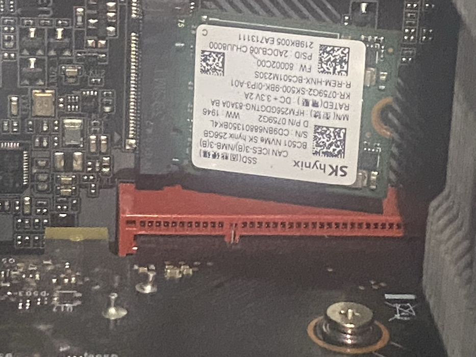 Срочно сатылымда SSD m2 256gb