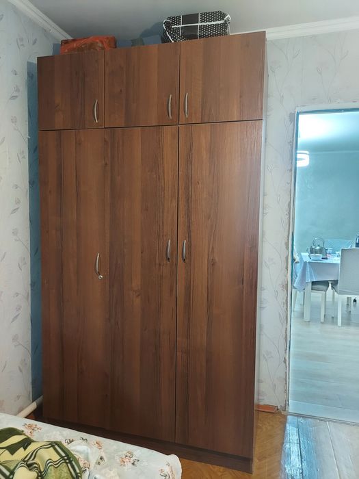 Шифонер в очень хорошем состояний