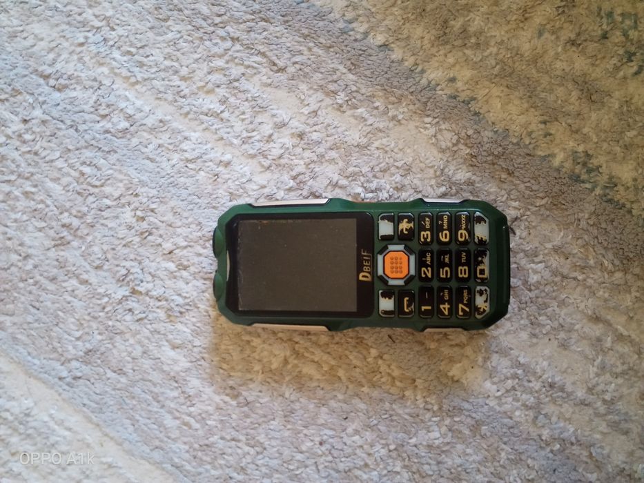 Продается надёжный телефон