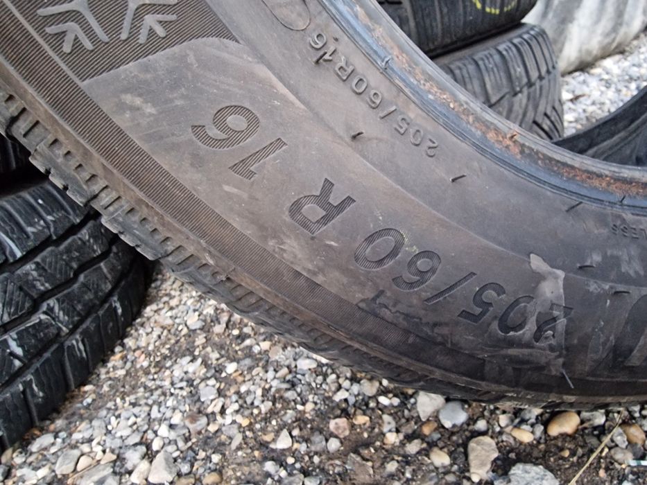 Anvelopă 205/60R16 marca Michelin, M +S , DOT 2022