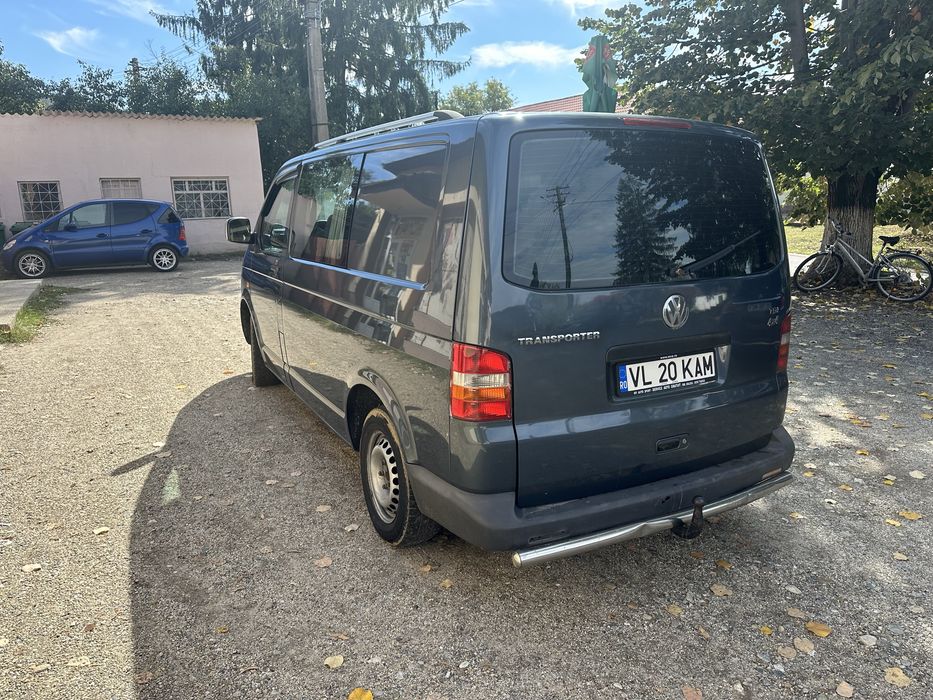 VW Transporter 7 locuri 1.9 TDi
