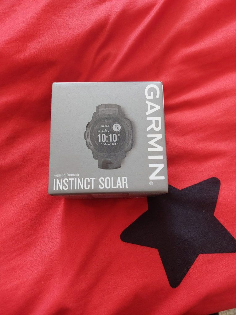 Vând ceas Garmin instinct solar