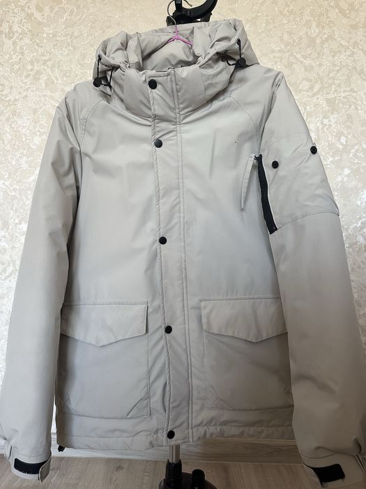 Продам зимнюю мужскую куртку