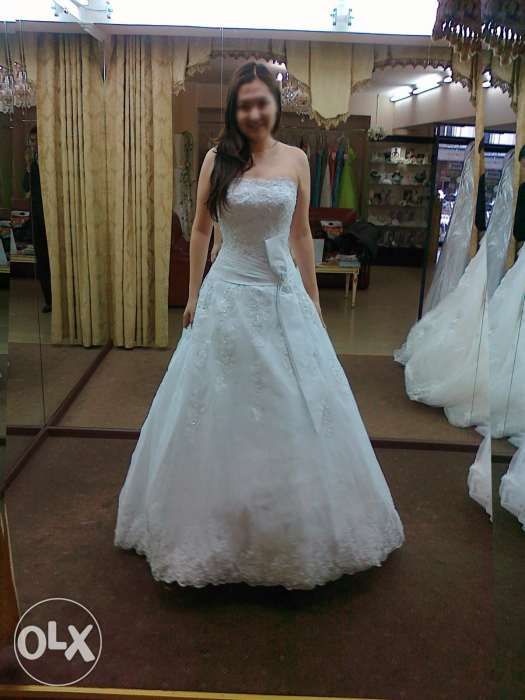продаю красивое свадебное платье
