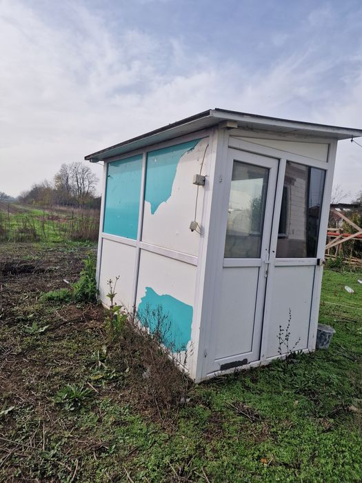 De vânzare baraca de termopan