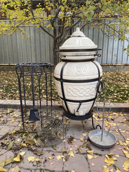 Продам тандыр с аксессуарами.