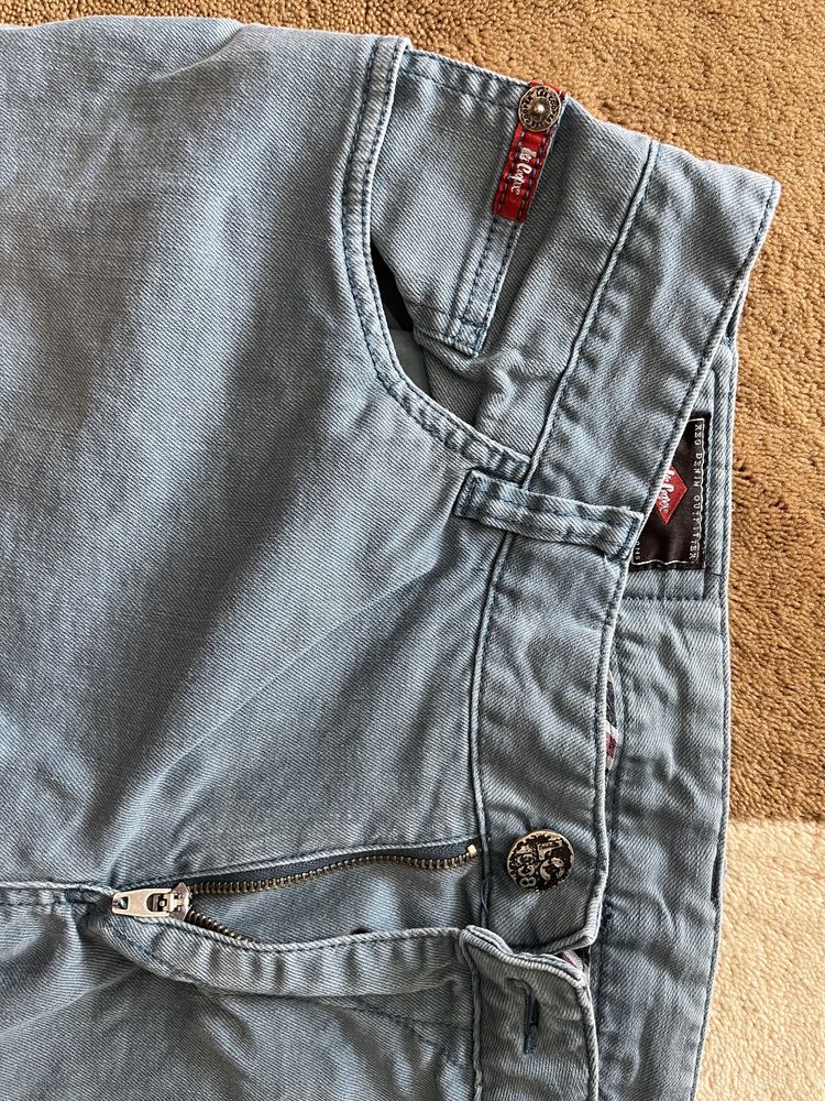 Blugi scurti Lee Cooper marimea 34 albastri