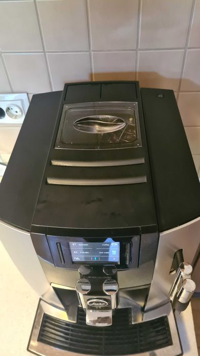 Vand espressor Jura E8