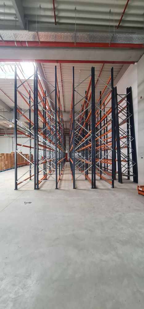 Rafturi metalice