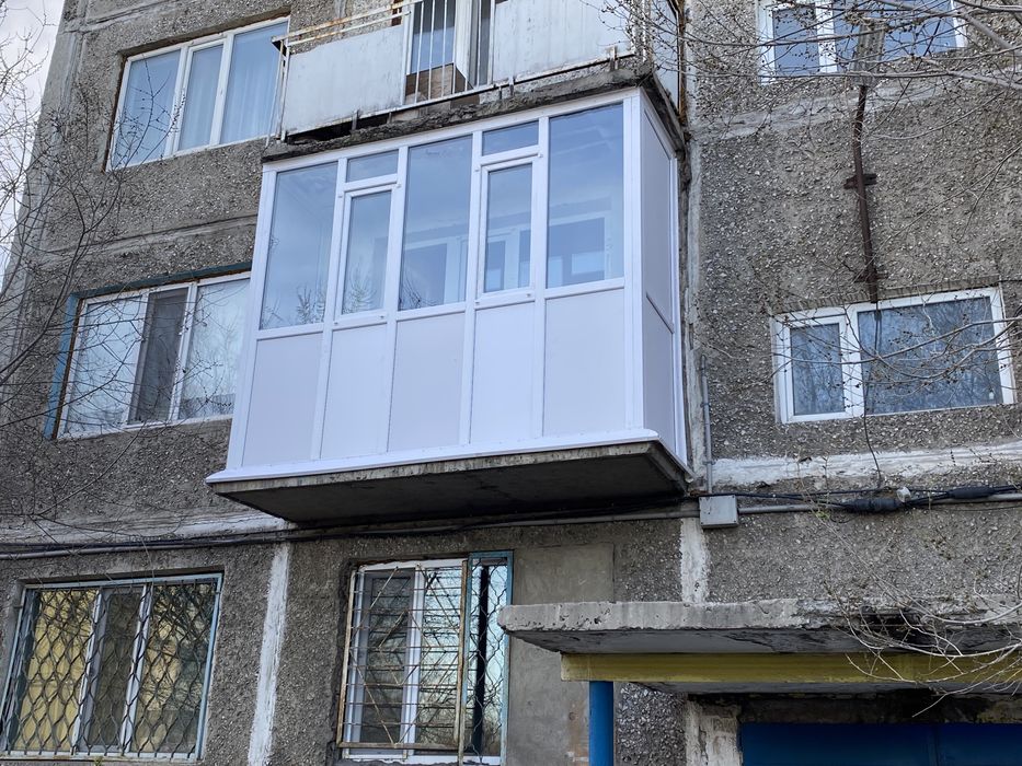 Пластиковые окна,двери,витражи,балконы и ремонт окон!!!