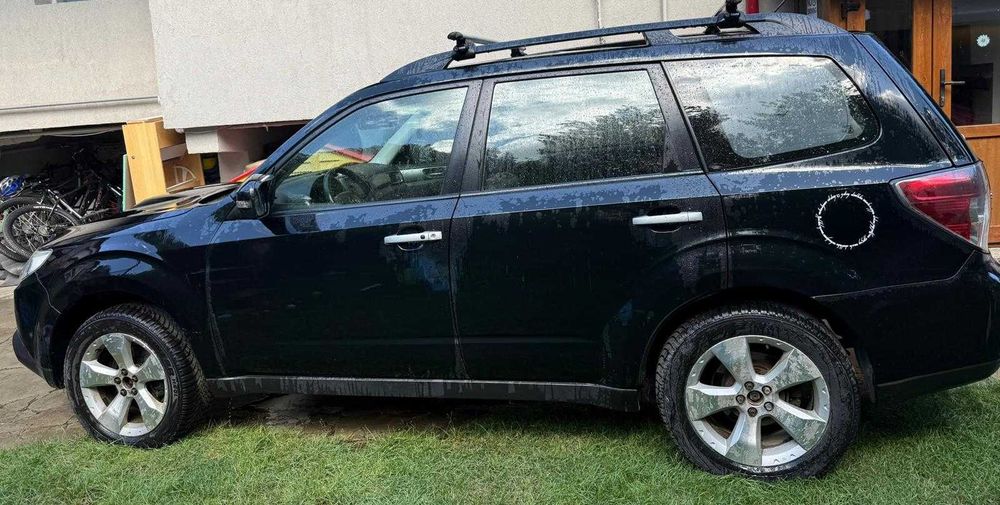 Subaru Forester 2.0 AWD Exclusive – Keyless, GPS, dublu climatronic