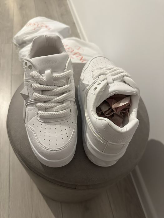 Adidasi Valentino Albi- Calitate PREMIUM - Marimi de la 38 si 39