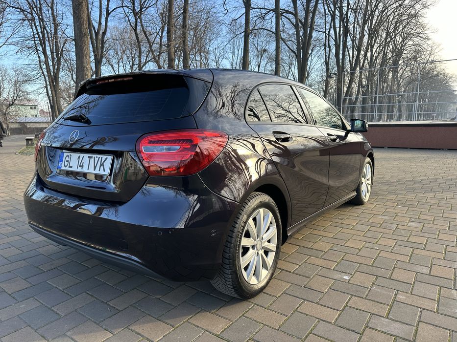 Mercede clasa A 160 motor 1,5 Diesel impecabil culoare deosebita