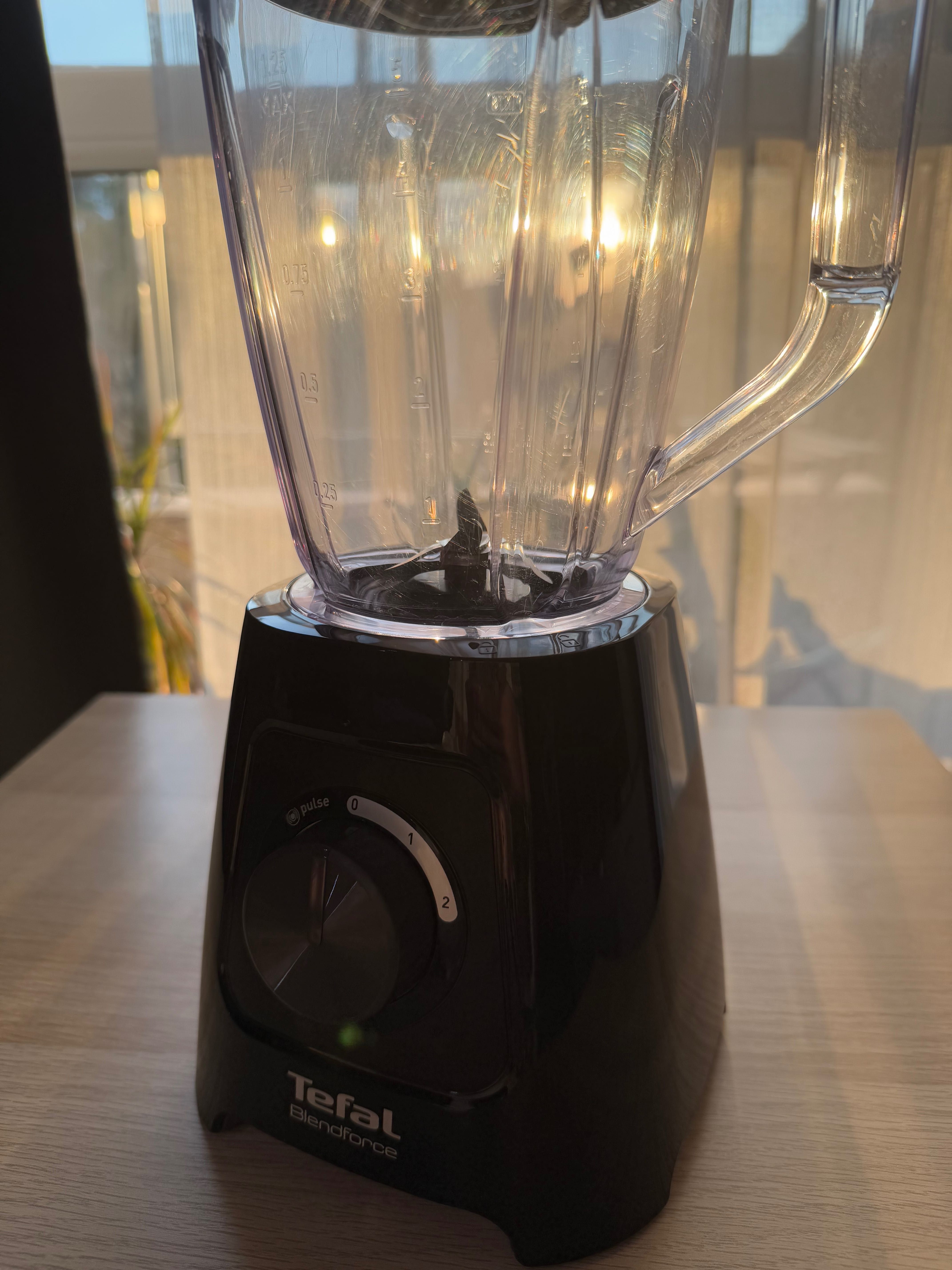 Блендер Tefal Blendforce