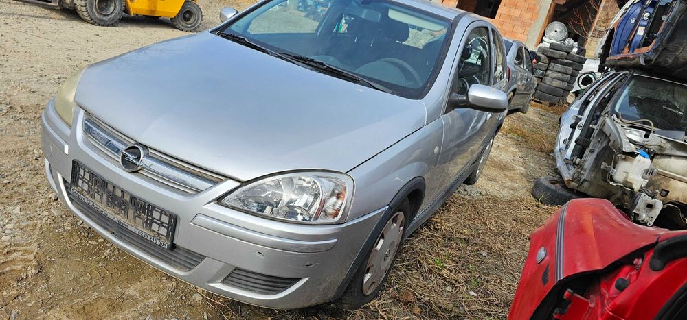 Oglinda stanga / dreapta manuala Opel Corsa C 2001 2002 2003 2004 2005