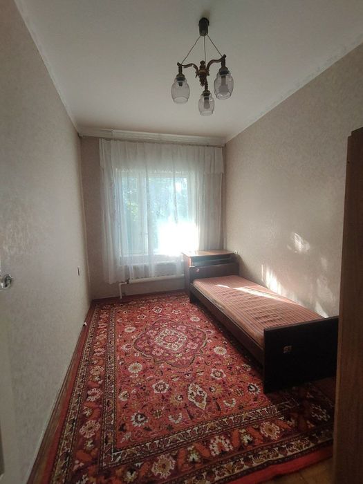 Сдаётся  2 х команда  квартира  на карасу 4 ориентировочно 121 школа