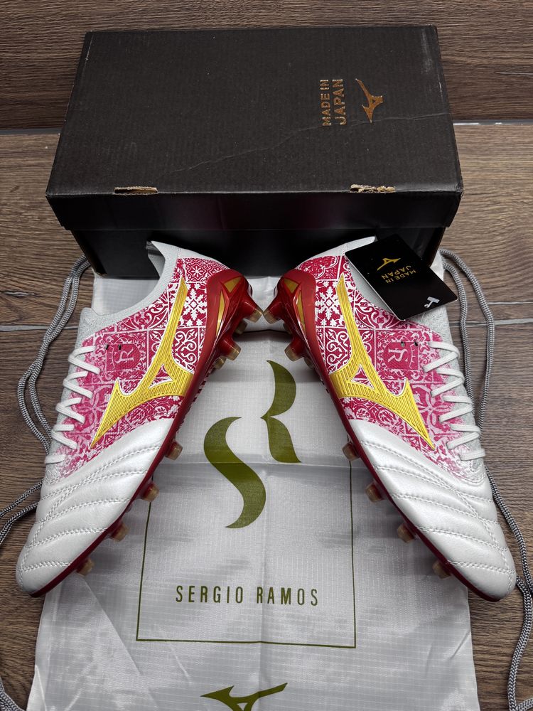 Бутонко Mizuno Morelia Neo 4 Japan Sergio Ramos