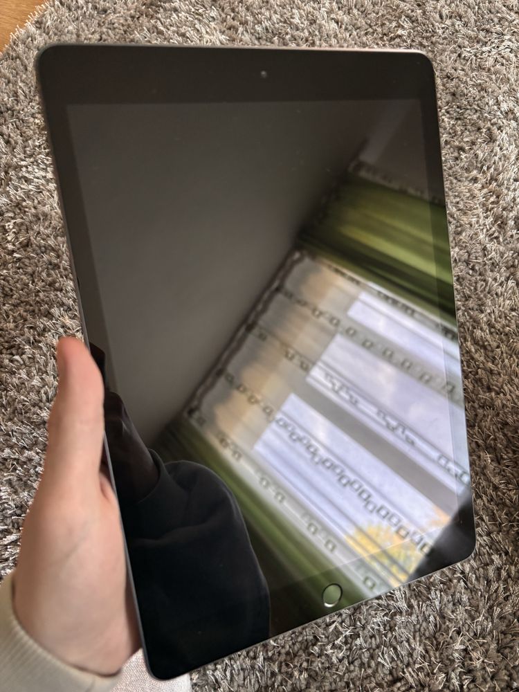 Vand tableta iPad 7 - 32GB