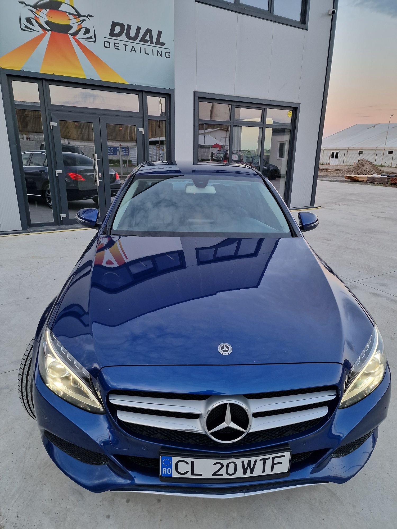 Mercedes-Benz C180D