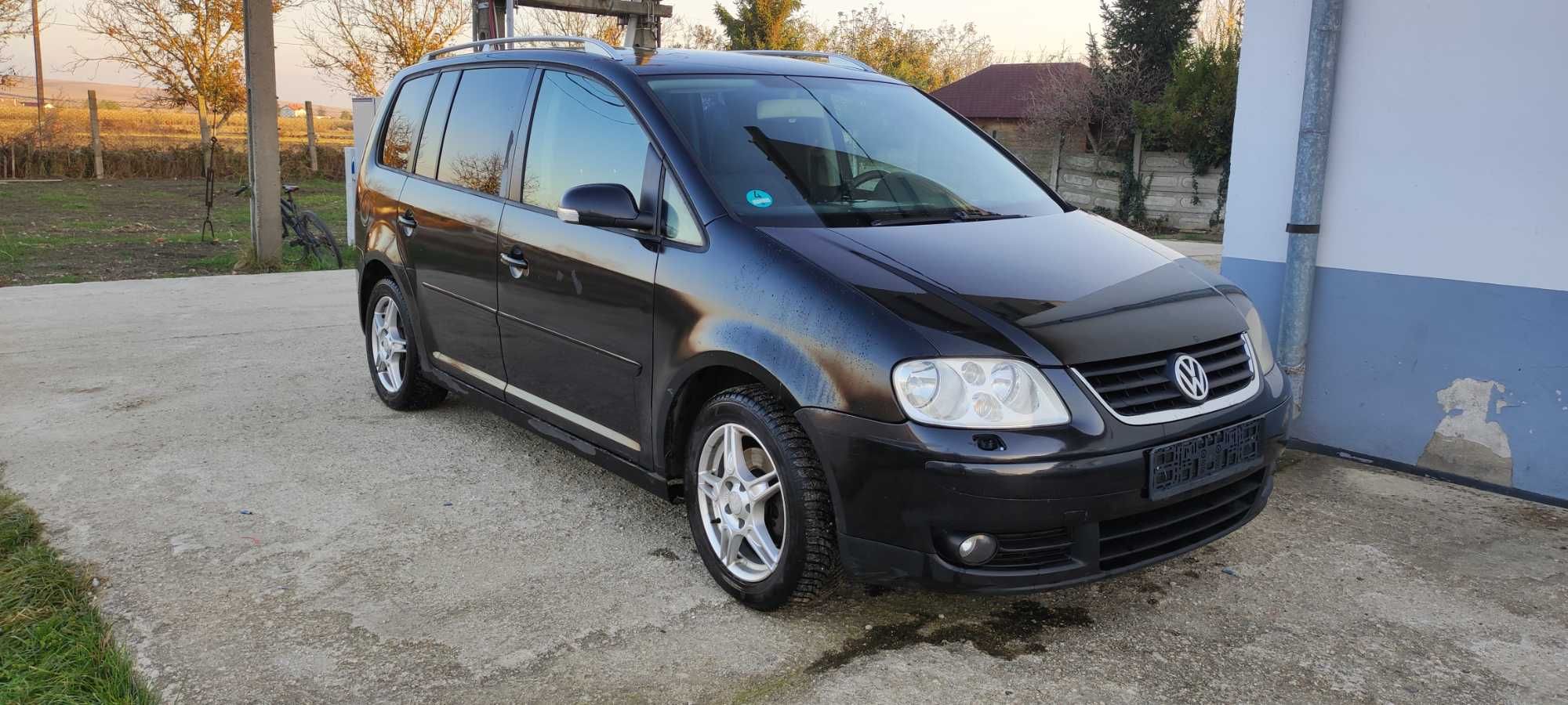 Dezmembrez volkswagen vw touran 1T1 motor 2.0 tdi BKD cv DSG LC9X