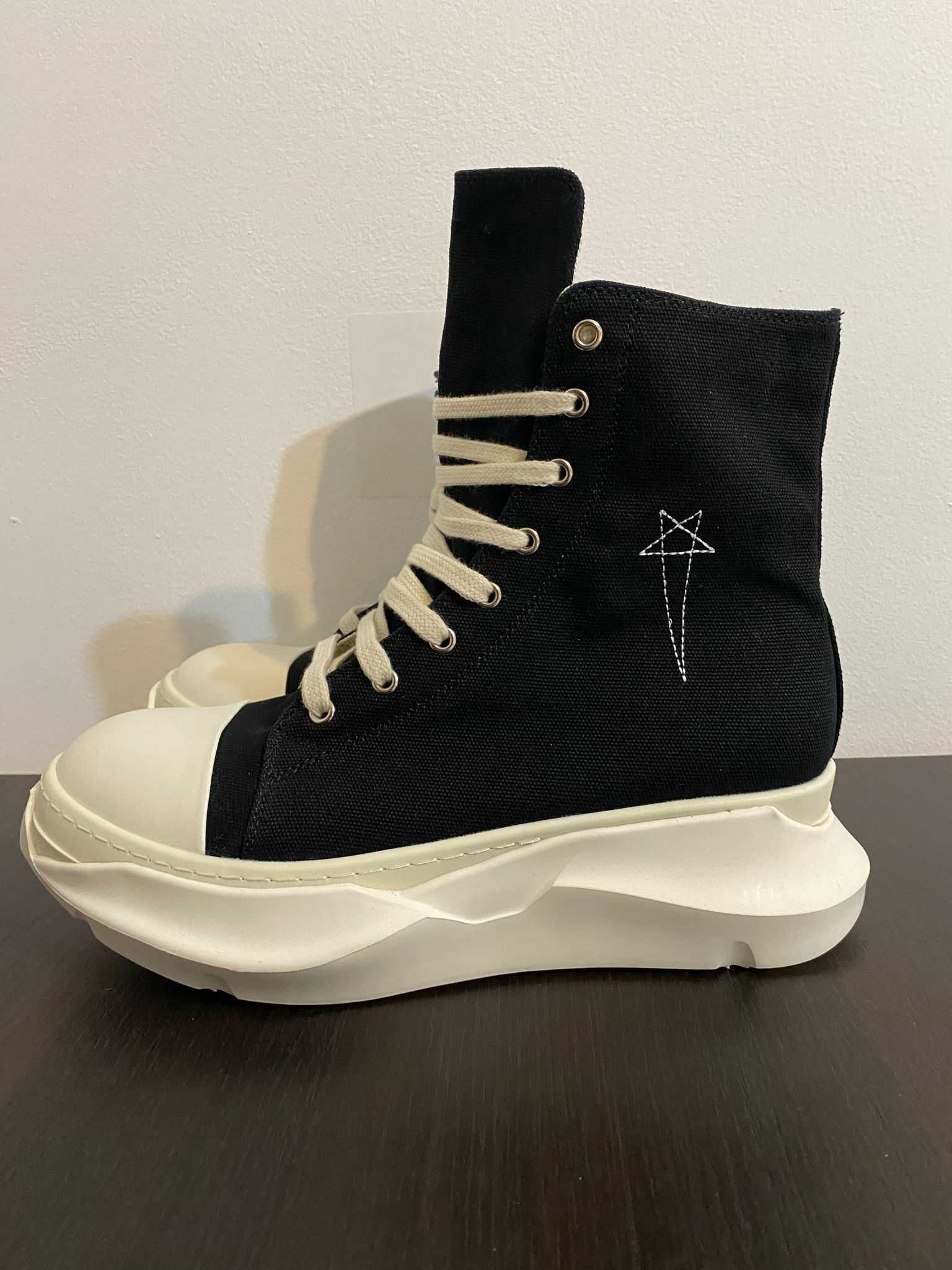 Rick Owens Abstract DRKSHDW