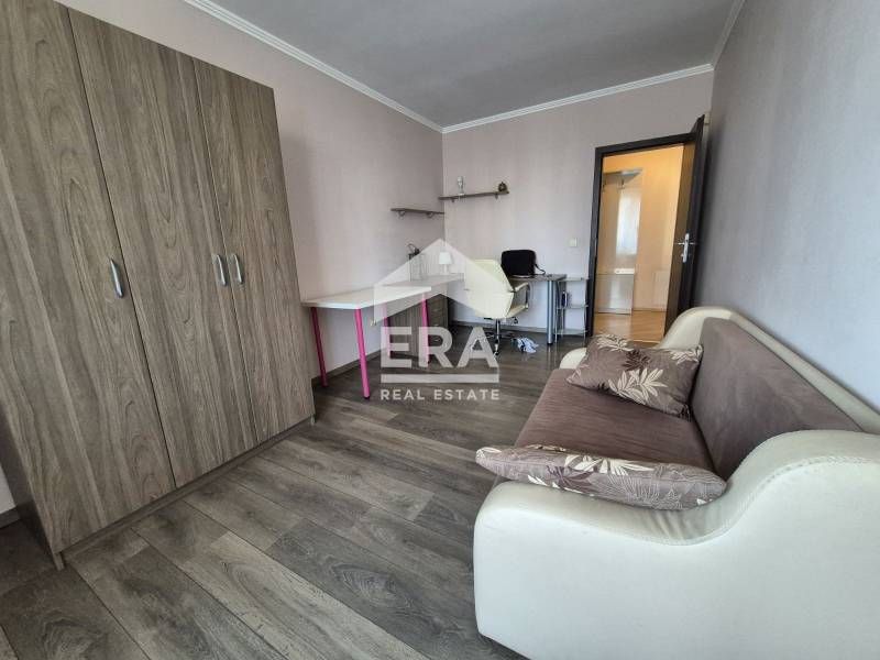 Дава се под наем Тристаен апартамент в София, Гео Милев - 85 кв.м за 800 € - Снимка #11