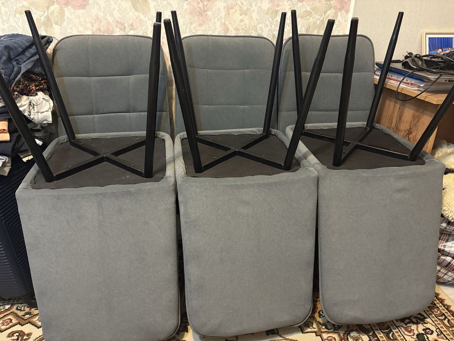 Продам стулья для гостиной