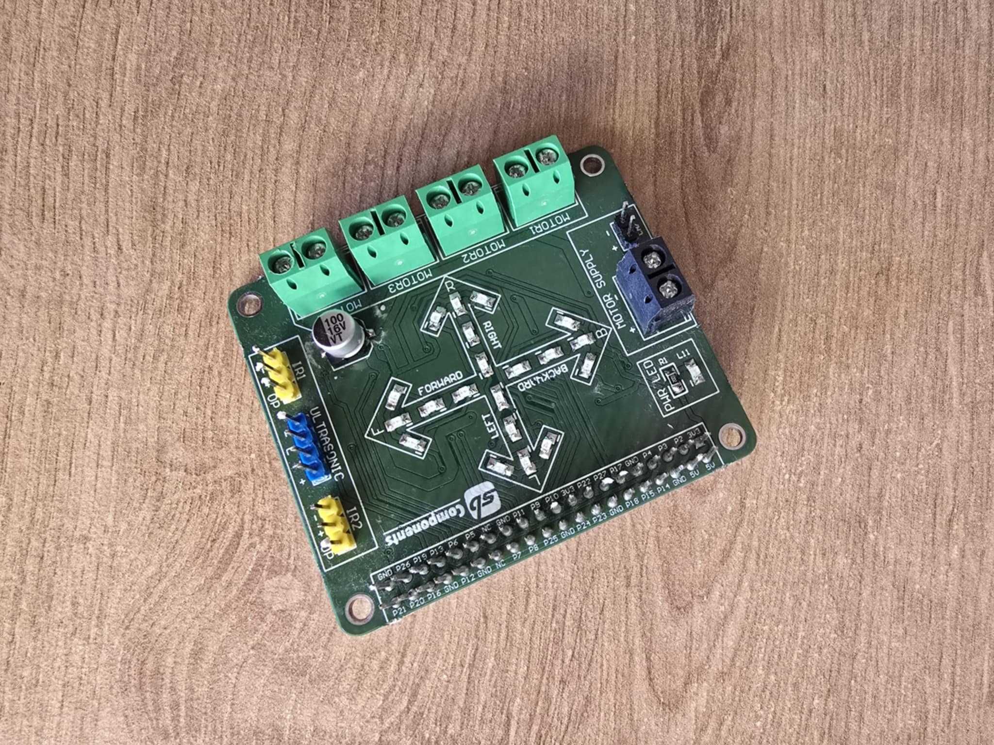Vând Driver Motoare Raspberry Pi