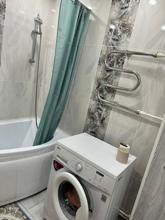 Срочно продам 2 комн.кв. улучш.планирвки,дом кирп,р-н центр.рынка