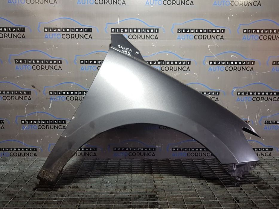 Aripa Dreapta Fata Hyundai Santa Fe 2 Facelift 2009 - 2012 4 Usi GRI NMA CARBON GRAY (695)