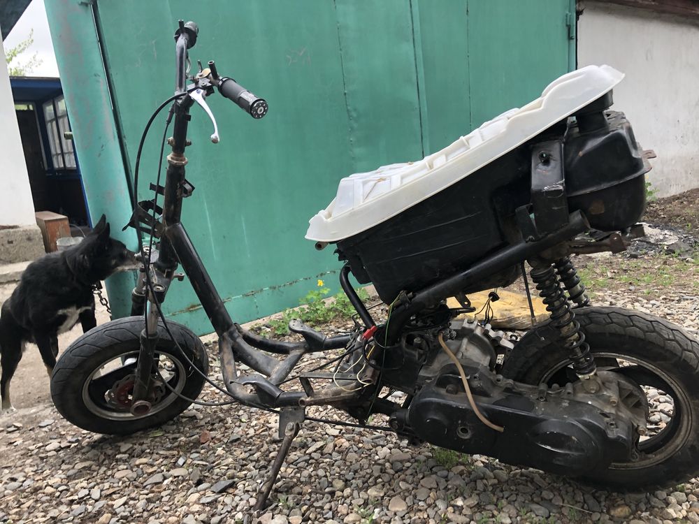 Продам скутер не дорого