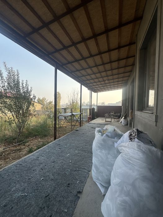 Срочно Участка Сотилади Келишамиза Олтин Тепа 50 йиллик 8 сотих