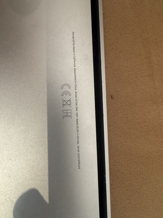 MacBook Pro 13-inch, 2019, Two Thunderbolt 3