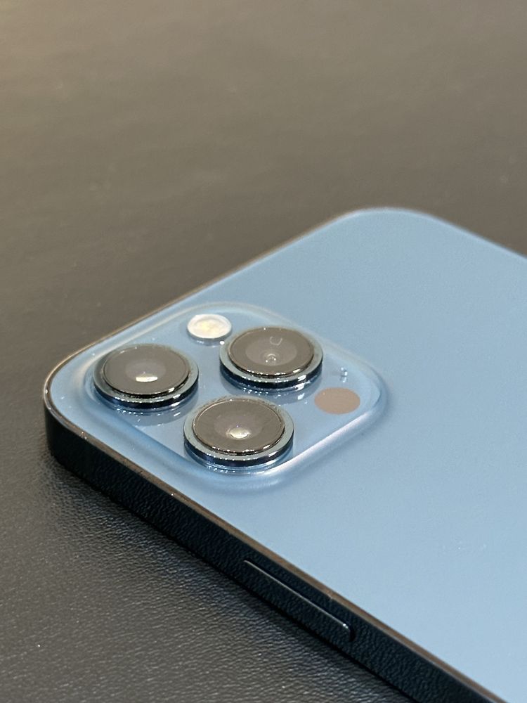 iPhone 12 ProMax (256гб) Синий цвет
