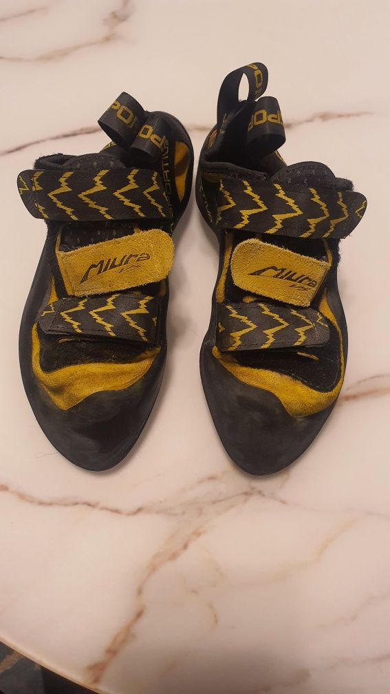 Espadrile catarare La Sportiva Miura, mărimea 38.5