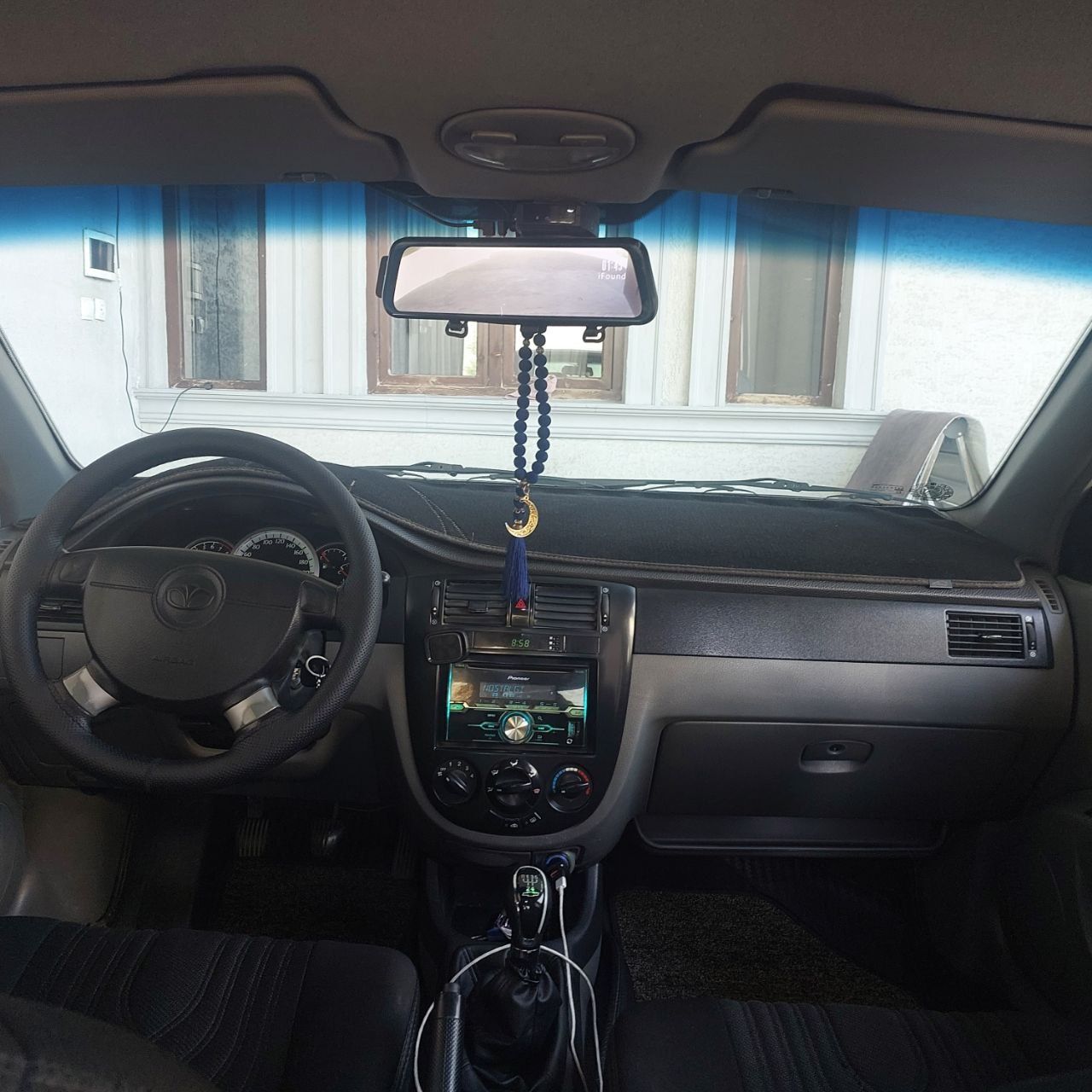 Продаётся автомобиль Жентра