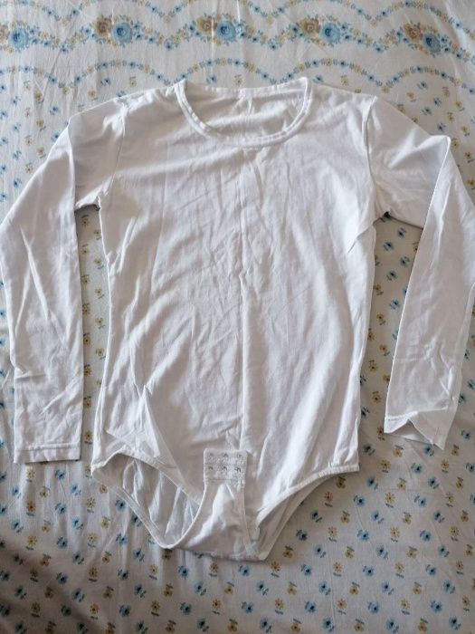 Body-uri de dama din bumbac simple