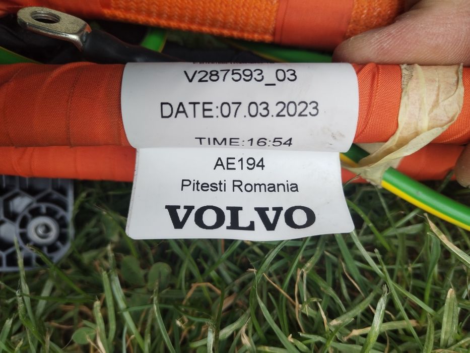 Mufa incarcare volvo xc40 electric