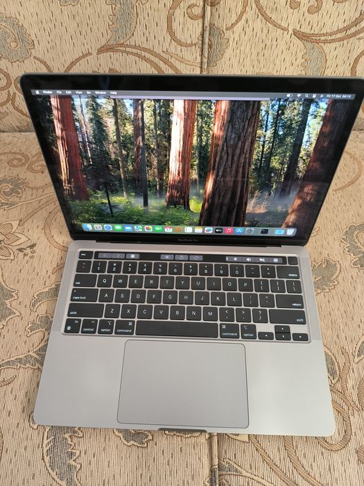 Apple Macbook  M2 Pro