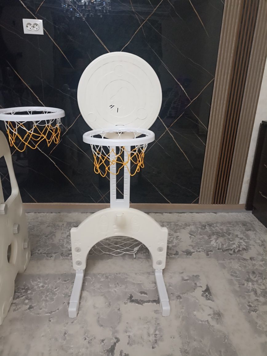 Продам детскую игравую горку