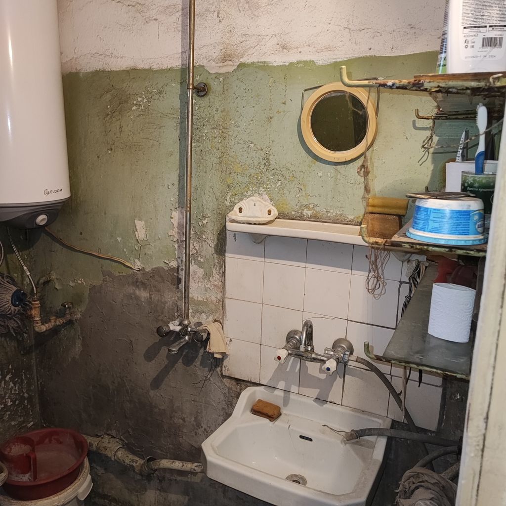 Продава се Тристаен апартамент в Каспичан - 70 кв.м за 306 €/кв.м - Снимка #4