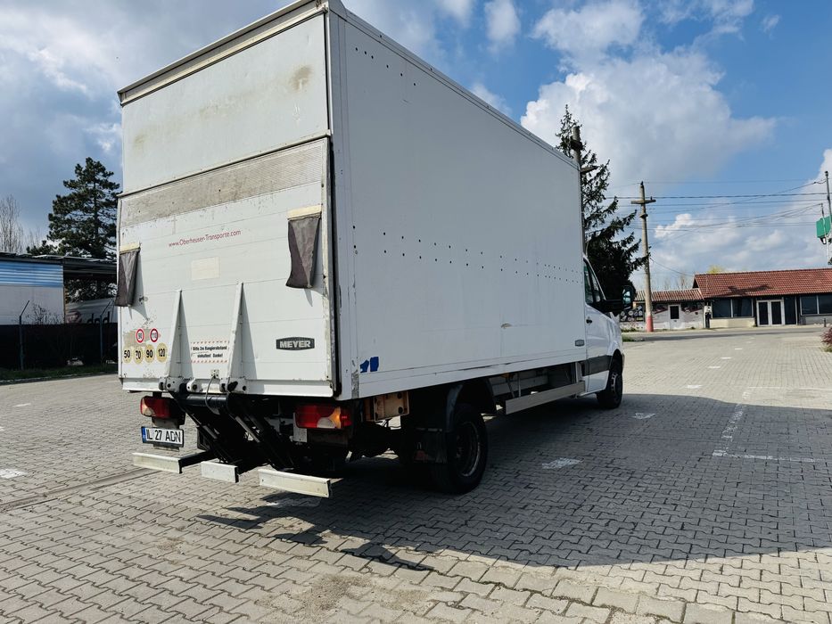 Vand Sprinter cu lift