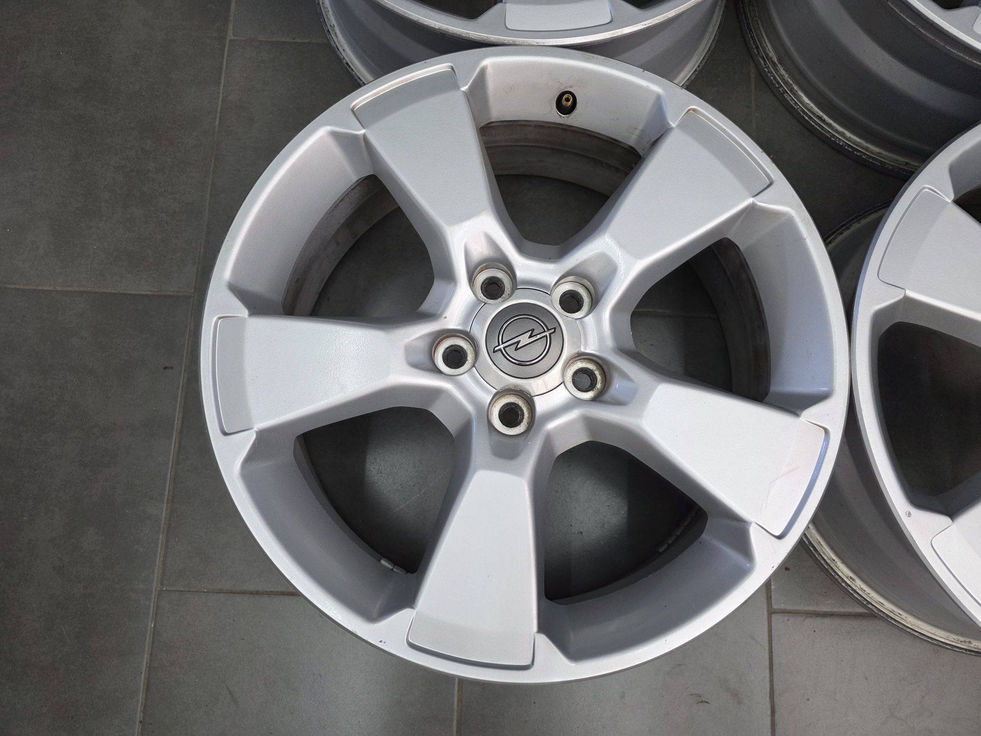 Джанти 18 - Opel Antara