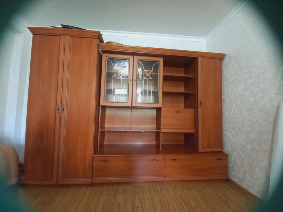 Продам стенку в отличном состоянии