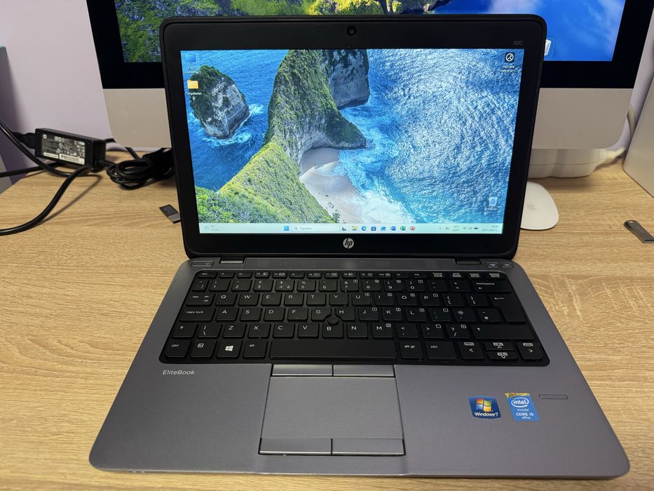 HP EliteBook 820 g1