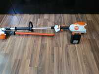 Foarfecă de tuns gard viu  Stihl HLA 66 și acumulator Stihl AP 500 s