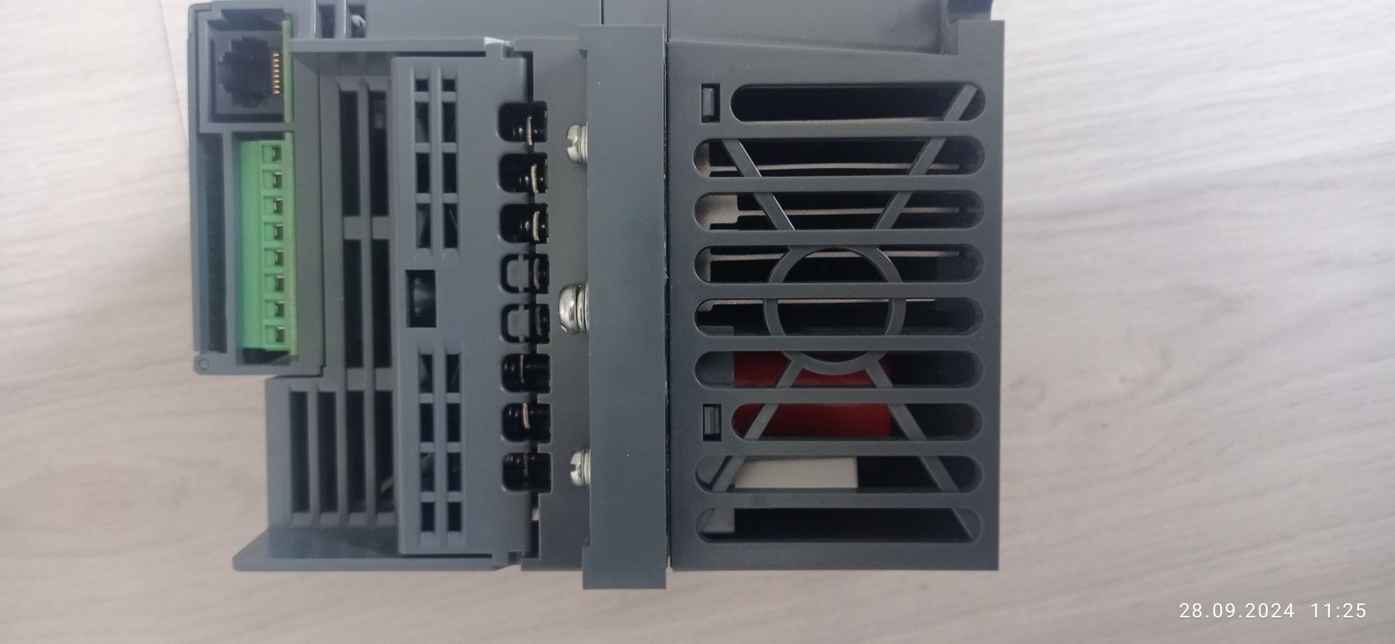 частоный преобразователь Altivar  ATV310HU15N4E
