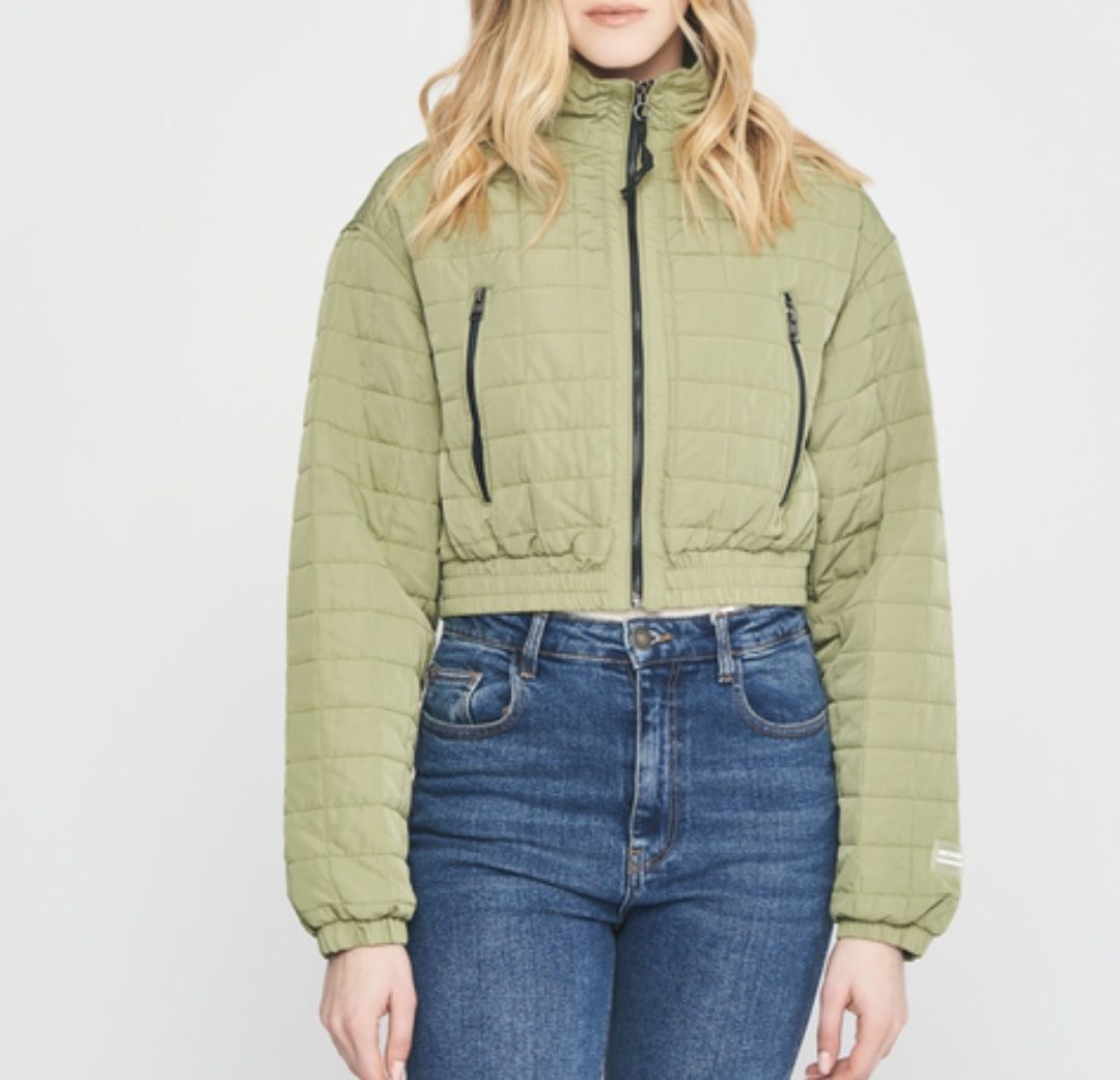 Чисто ново яке-Bershka Хс,С размер