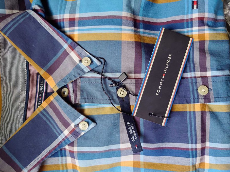 Рубашка Tommy Hilfiger разм. L, 100% хлопок