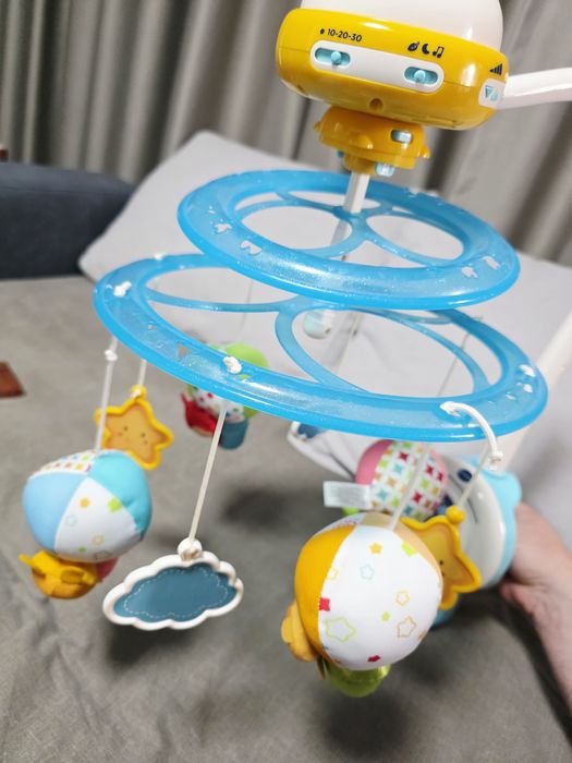 Carusel muzical bebe